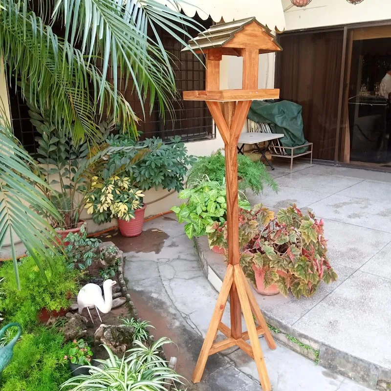 Aslam Furniture Repairing workshop