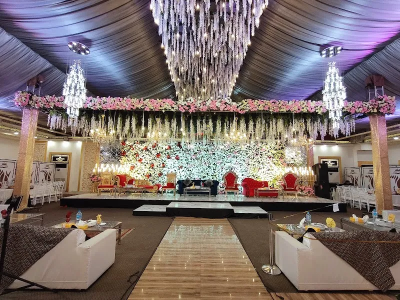 Crown palace Marquee