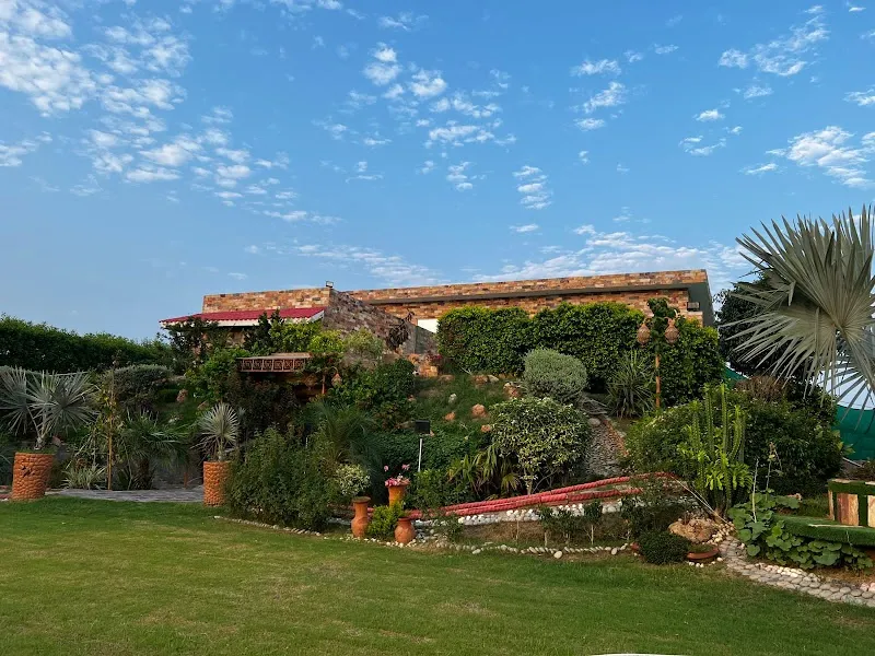 Hill View Garden Farmhouse - Barki Road, Lahore